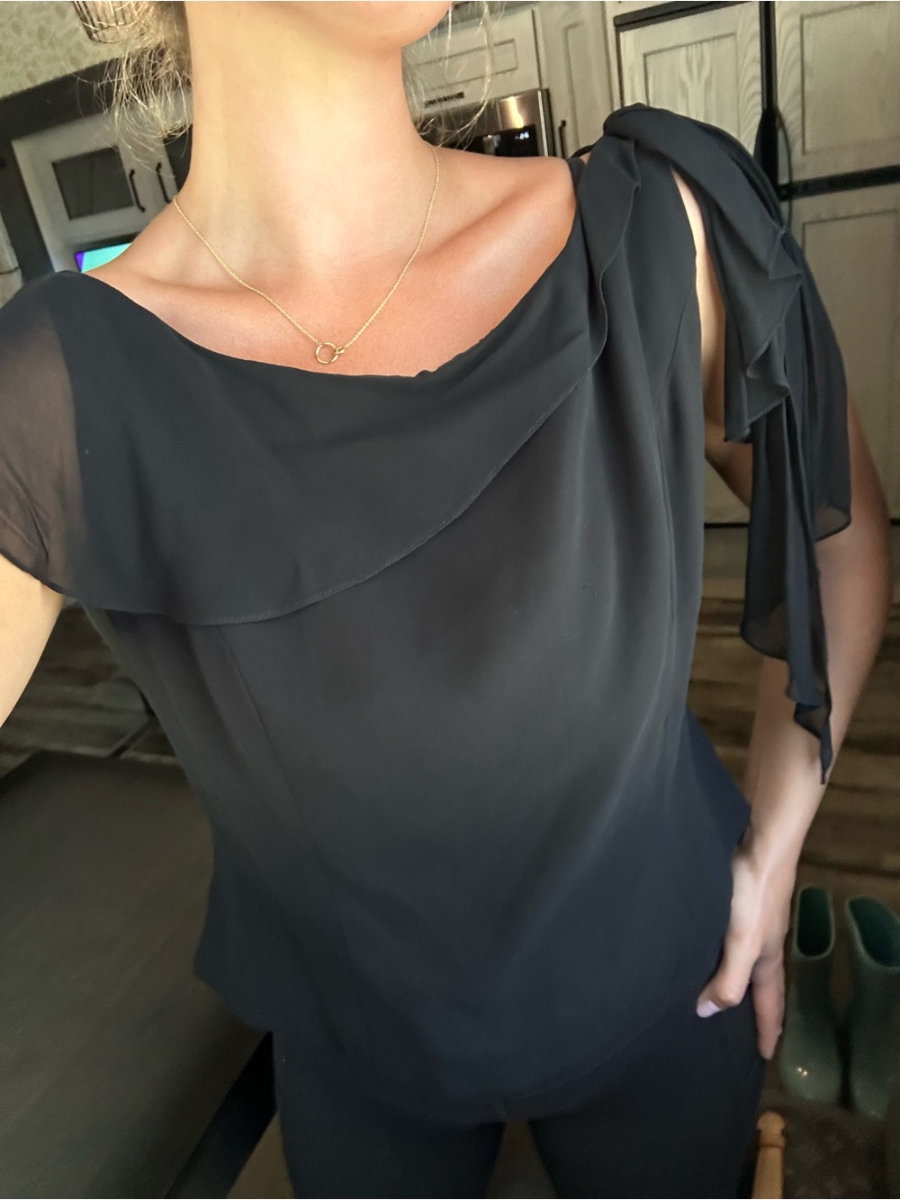 Vintage Vie by Victoria Royal 100% Silk Chiffon Asymmetric Ruffle Top